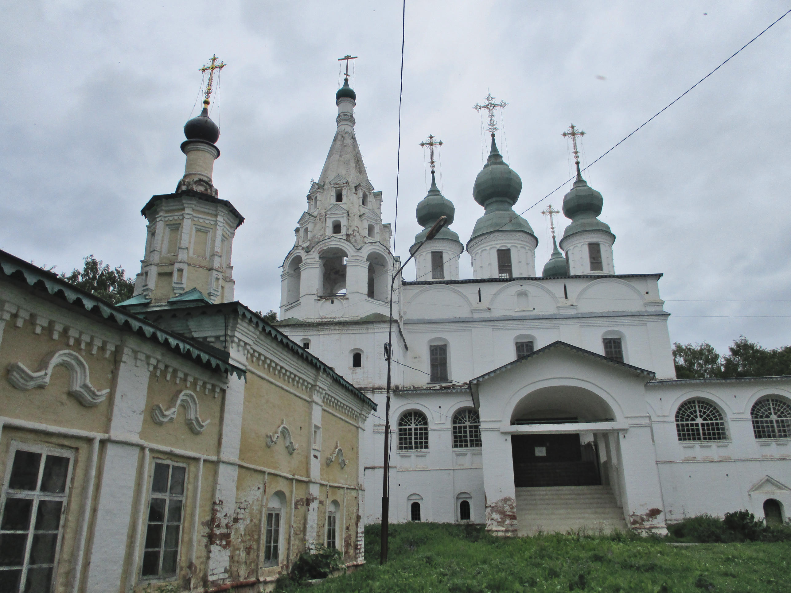 Храмы и монастыри Великого Устюга. Фото 1