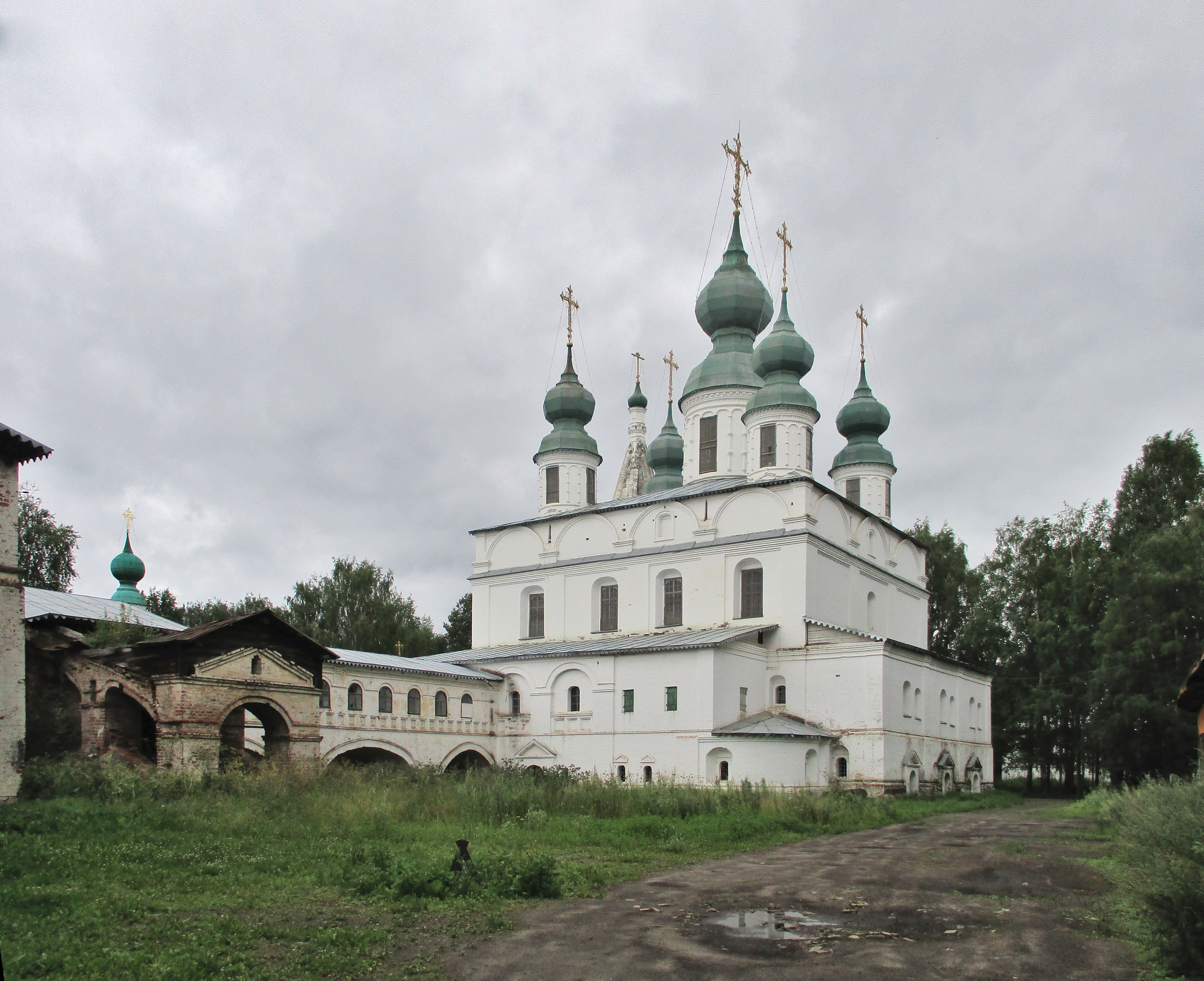 Храмы и монастыри Великого Устюга. Фото 2