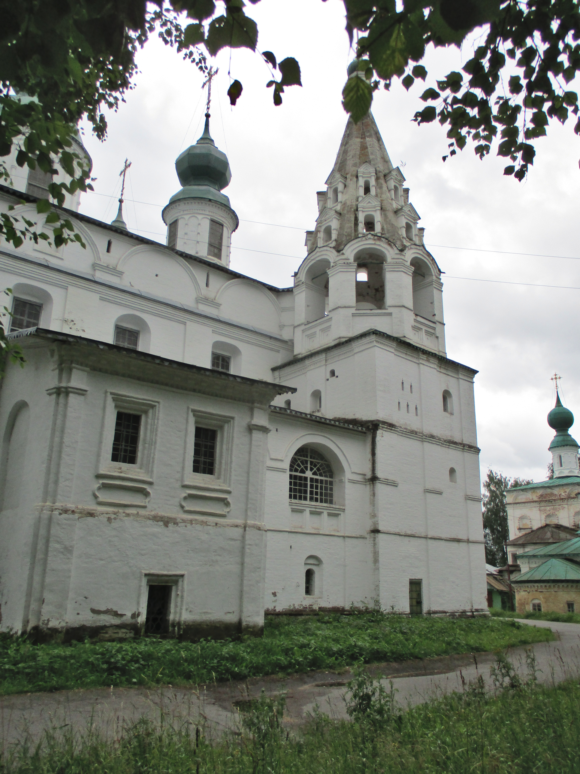 Храмы и монастыри Великого Устюга. Фото 3