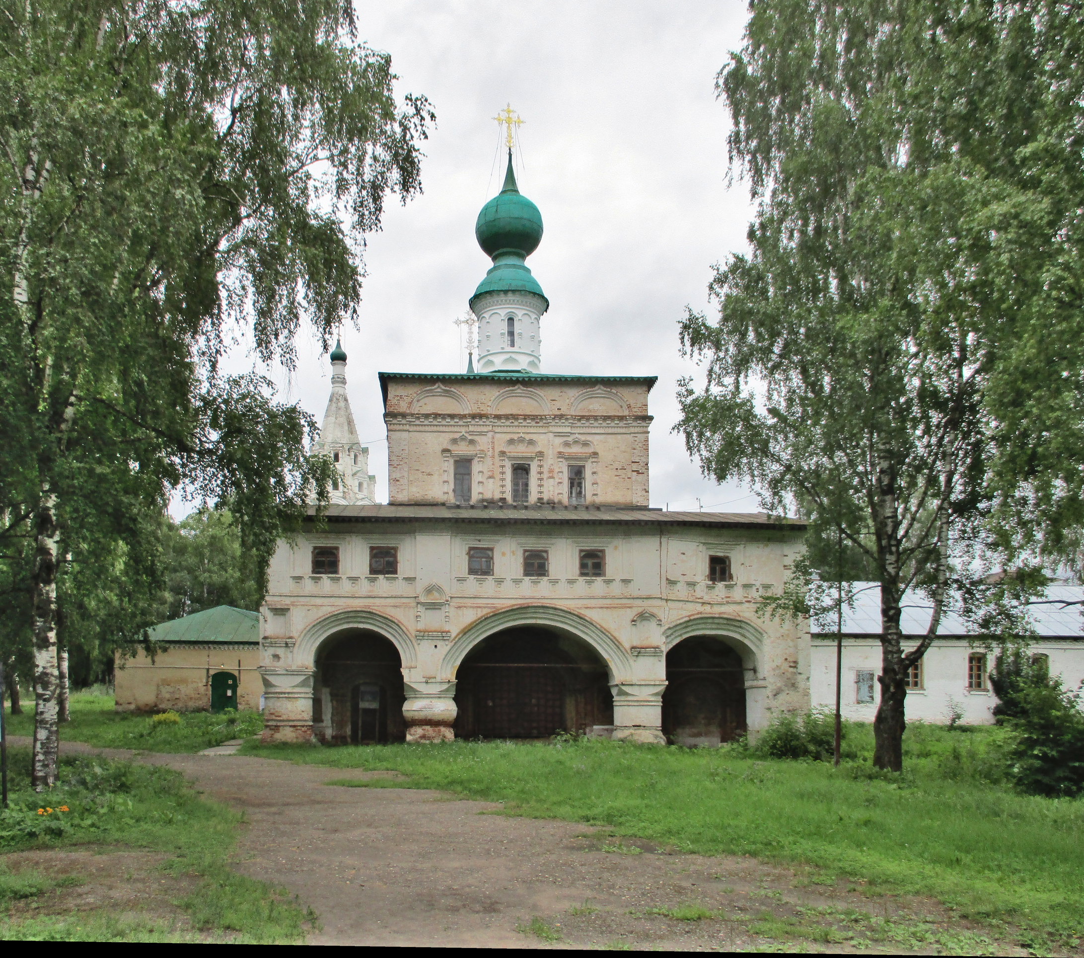 Храмы и монастыри Великого Устюга. Фото 5