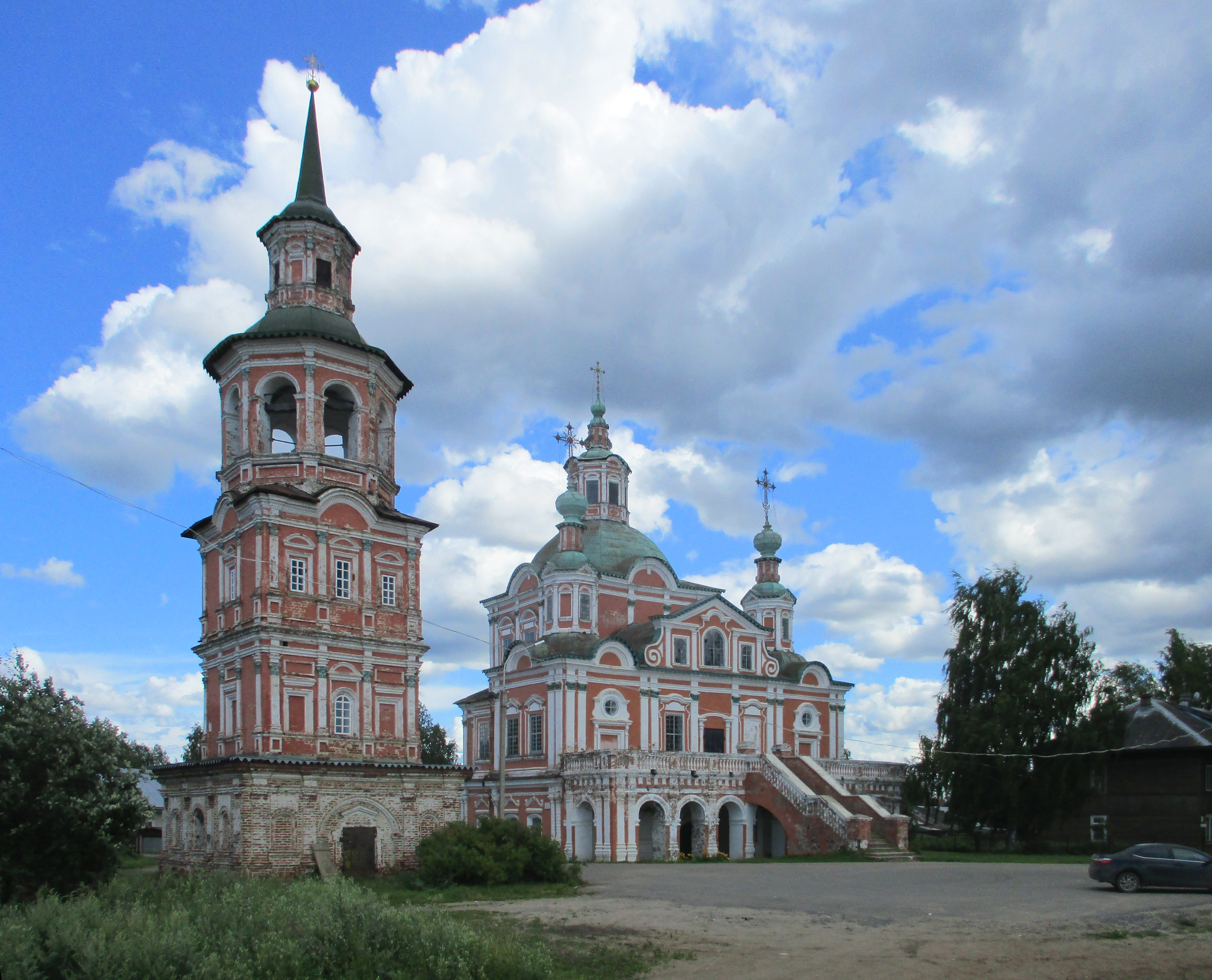 Храмы и монастыри Великого Устюга. Фото 19