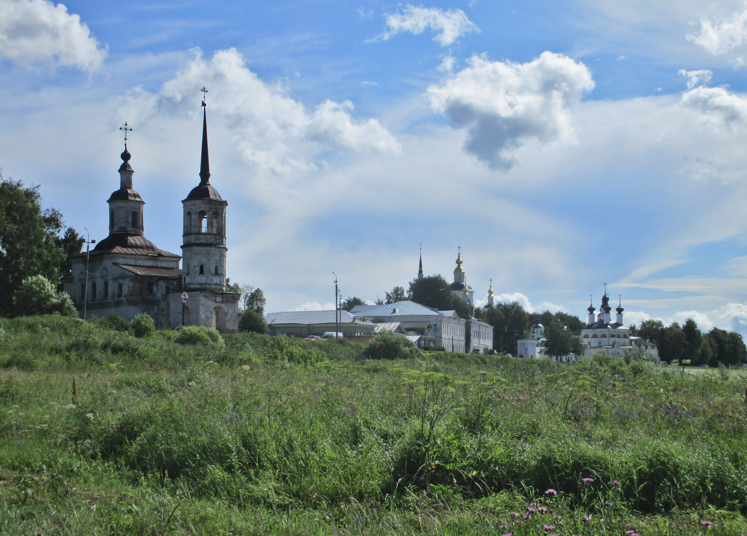 Храмы и монастыри Великого Устюга. Фото 24