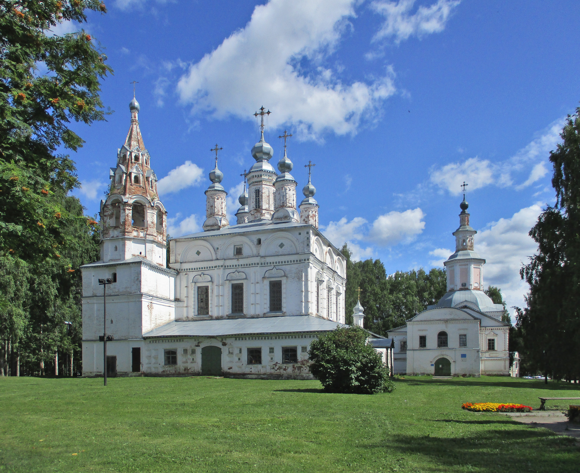 Храмы и монастыри Великого Устюга. Фото 27